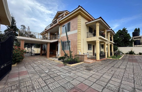 North Legon Hotel | Ecstacy Royal Hotel