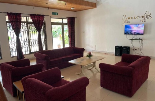 Cape Coast Hotel | Eden Lodge