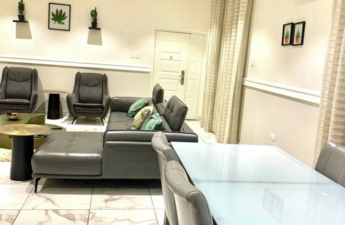Teshie Apartment | El Exclusive Apartment