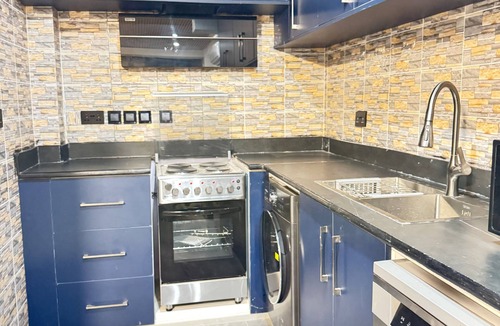 Teshie Apartment | Elegant 2 BR@ BATH @ Sapphire Suites