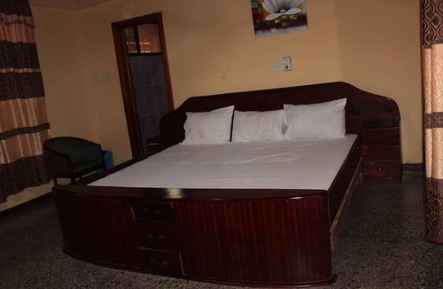 Koforidua Hotel | Embassey&Diplomat Hotel