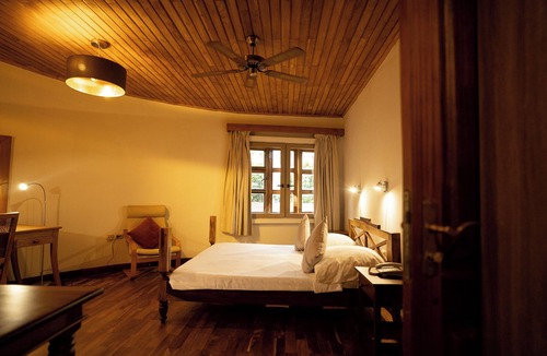 Accra Hotel | Esther's Hotel