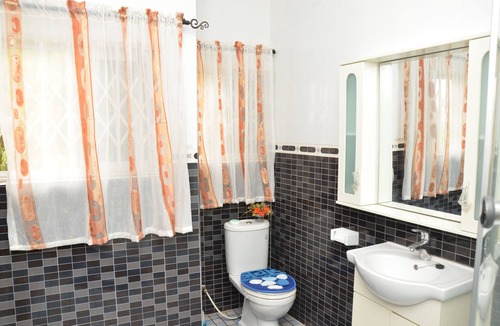 Adenta Villa | Executive 4 Bedroom Fully Furnished Luxurious Vacation Home; A Perfect Home Away
