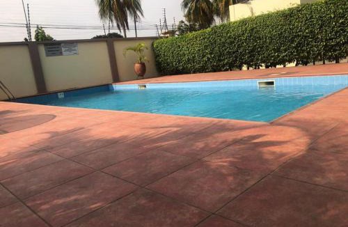 Greenhill Apartment | Exquisite 2 Bedroom Apartment for Family with Pool