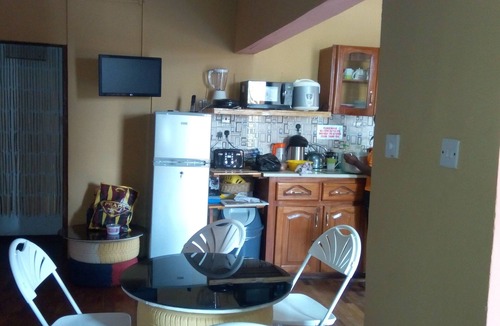 Labone Hostel | Feehi's Place - Hostel