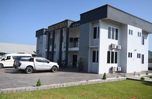 Accra Region Apartment | Fine Boy Villa, Luxe Two-Bedroom Apartments in Tema Community 25