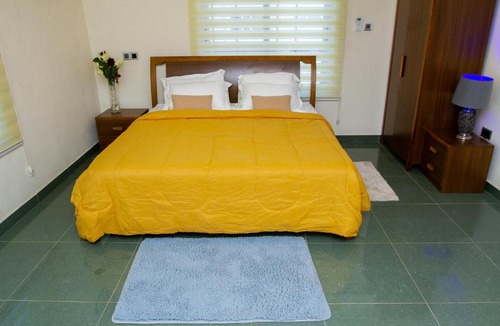 Madina Hotel | FOKUZZY LODGE