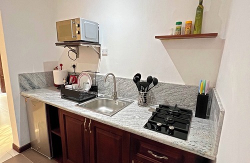 Adenta Apartment | Fully equipped studio with WiFi, AC and 24/7 power supply in Adenta