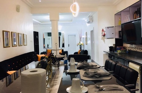 Dzorwulu Apartment | Fully furnished 2 bedroom Executive apartment, located in Dzorwulu.