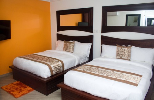 Sekondi-Takoradi Bed & Breakfast | Grace Garden Hotel