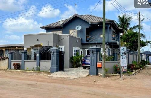 Accra House | Groove Vacation Homes