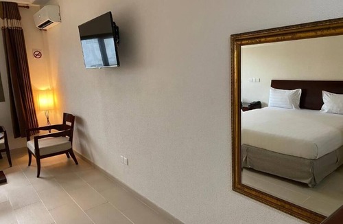 Lome Hotel | Hôtel Sancta Maria