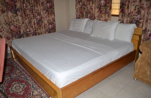 Akosombo Hotel | Hi-Haven Hotel, Akosombo
