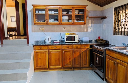 Aburi House | Hillside Gardens, Aburi:Luxury Living & Breathtaking Views in a Peaceful Climate