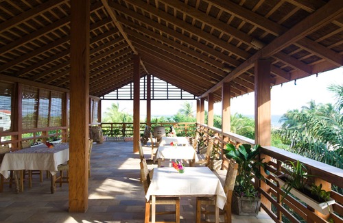 Lome Hotel | Hotel Otsunami