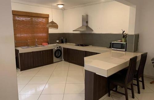 East Legon Apartment | Huge 3 bed in the Heart Of the City