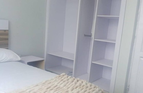Ogbodjo House | Impeccable Comfortable One Bed Apartment in Accra