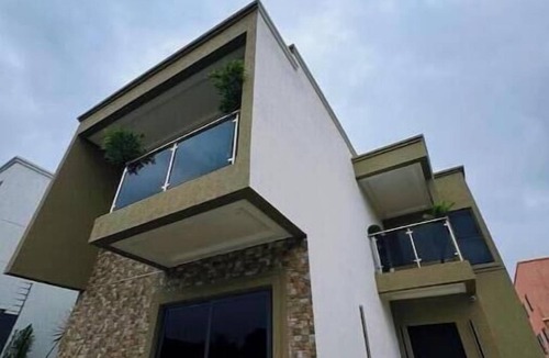 Madina House | J&M Exclusive Annex 4 bedroom