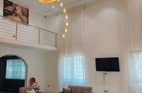 Prampram Hotel | JADA Hotel