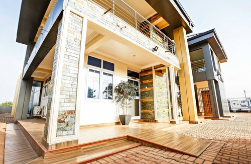 Tamale Hotel | Jeyads Lodge