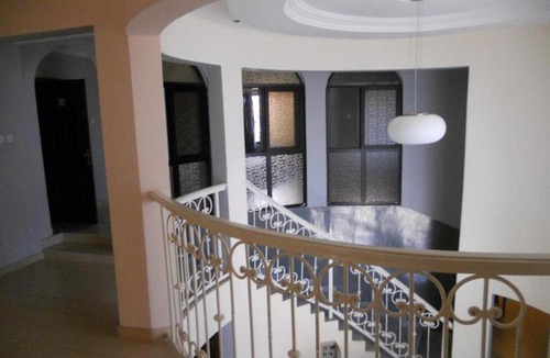 Nungua House | Kalis Lodge Guesthouse