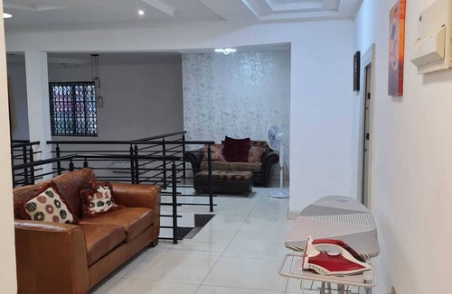 Tema House | King George Lodge-The place for you to relax and enjoy a comfortable stay.