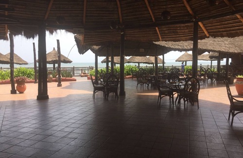 Labadi Hotel | La Palm Royal Beach Hotel