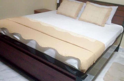 Kumasi Hotel | La-viv Royal Hotel