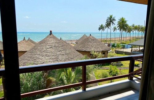 Elmina Cabin | Lemon Beach Resort