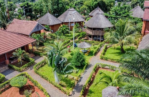 Maritime Region Hotel | Livingstones ECOVILLAGE