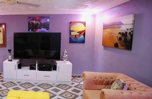 North Ridge Apartment | Lovely 3-bedrooms apartment with AC in vibrant Accra