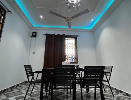 Nopendaw House | Lovely 5-Bed House Getaway Duplex in Accra