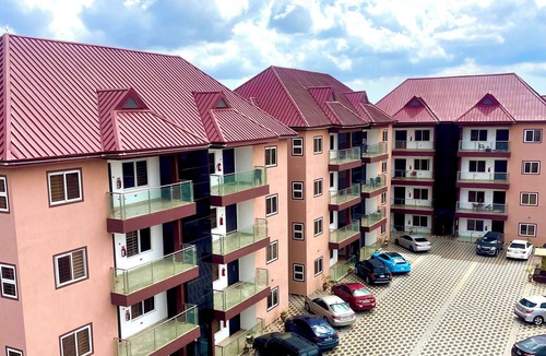 Santeo Apartment | Lucy’s Lounge, Cozy 2-bedroom apartment in East Legon Hills