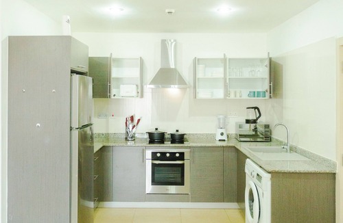 East Legon Apartment | Luxurious 2-Bedroom Apartment with Rooftop Pool at Gallery