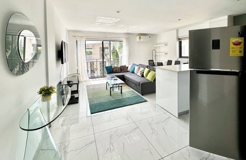 Labone Apartment | Luxury 1-bedroom apartment with WiFi, AC in welcoming Accra