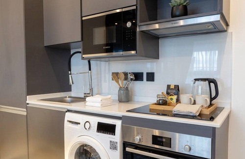 Roman Ridge Apartment | Luxury 1bedroom penthouse at Nova by Devtraco plus