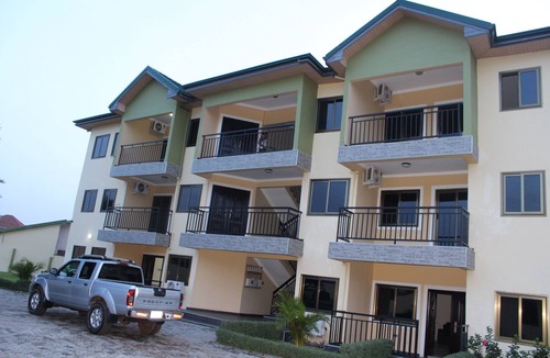 Adenta Apartment | Luxury 2 and 3 Bedroom apartments in a quiet residential Suburb of Accra.