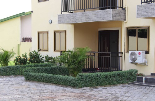 Adenta Apartment | Luxury 2 and 3 Bedroom apartments in a quiet residential Suburb of Accra.