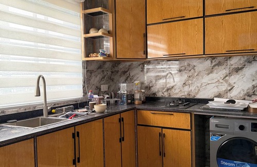 Accra Apartment | Luxury 2-Bedroom Retreat with Modern Amenities