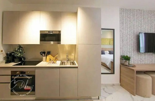Labadi House | Luxury Cases -Apt28