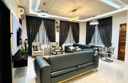 Weija Apartment | Mankatiwa Court Apartmentnt