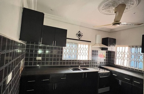 Kumasi House | Mavis’s Lodge Air BnB