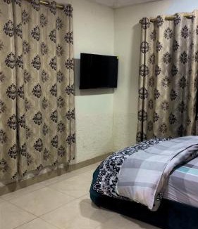 Teshie Hotel | Maya Lodge