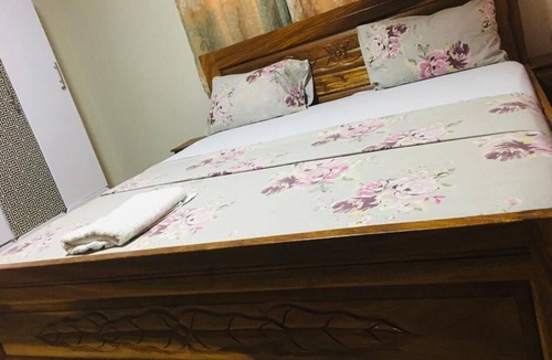 Tema Bed & Breakfast | Mcari Guest House; A Home Away From Home New