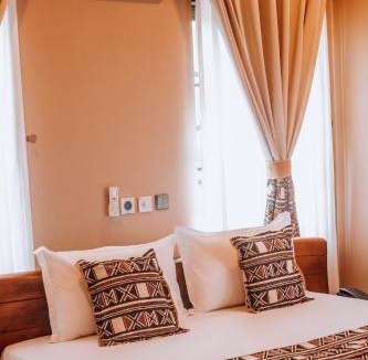Nungua Hotel | Meridian Residence Tema