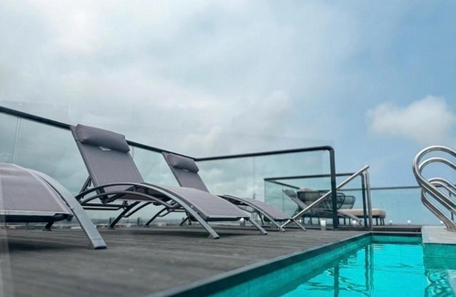 Bono East Region Apartment | Modern 1BR at Floria Residence