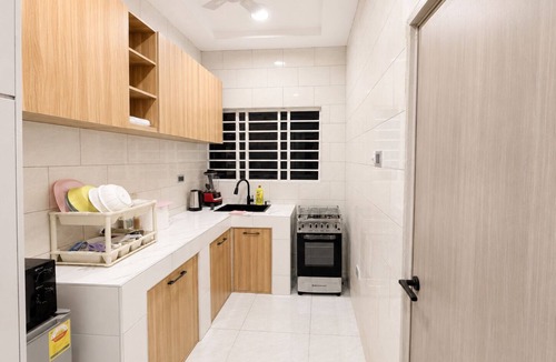 Tamale Apartment | Modern 2BR Apartment | Starlink Wi-Fi | Free Parking