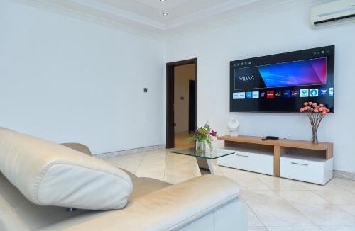 Adentan Apartment | Modern 3 Bed Spacious Apartments