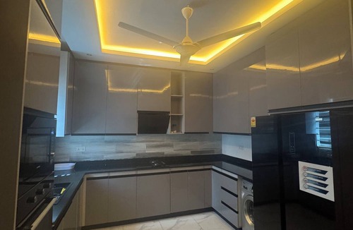 Accra House | Modern 3BR En-Suite Home + Wi-Fi,Near Airport