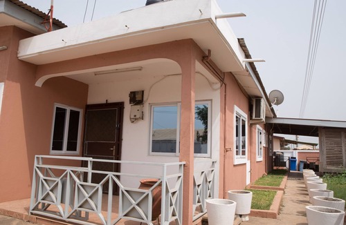 Nungua House | Modern airconditioned house in Tema for family vacation or short stay